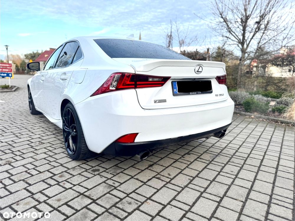 Lexus IS - 3