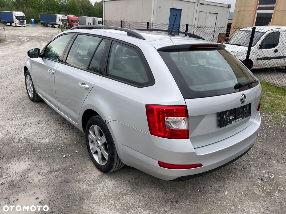 Skoda Octavia 1.6 TDI Style - 4