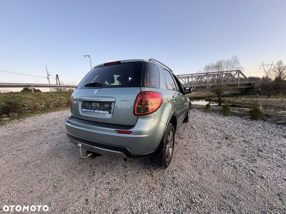 Suzuki SX4 - 8
