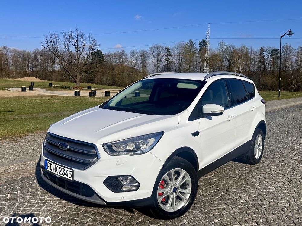 Ford Kuga - 1