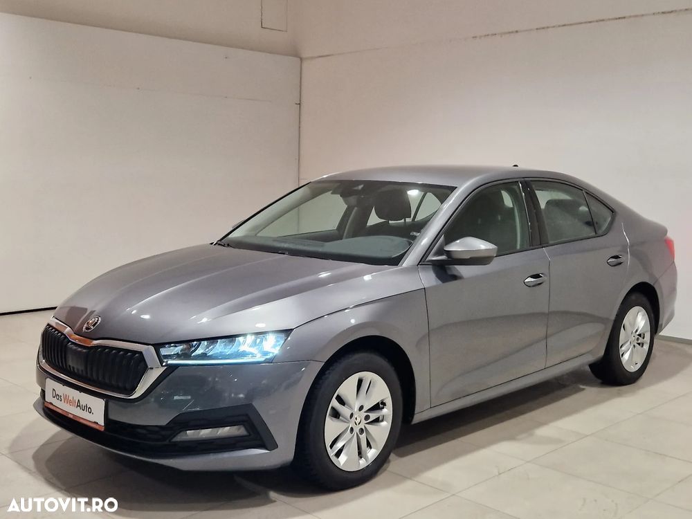 Skoda Octavia 2.0 TDI DSG Ambition - 1