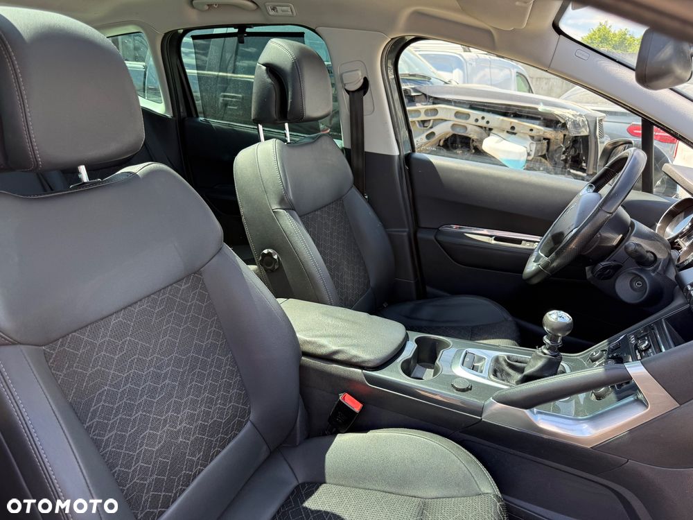 Peugeot 3008 - 14
