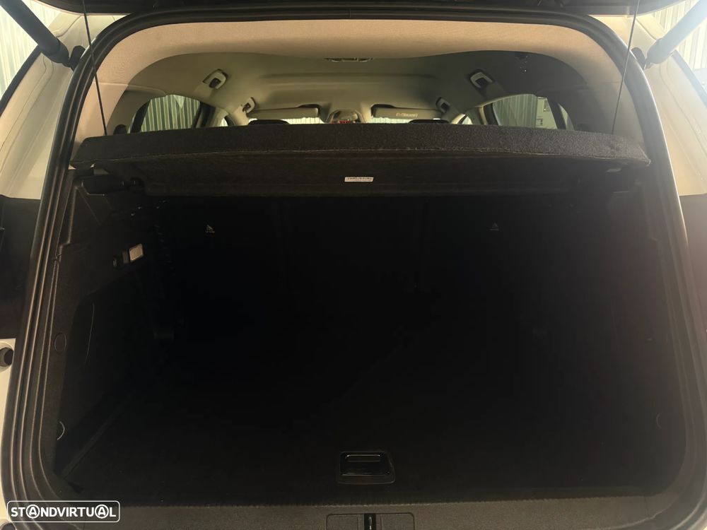 Citroën C5 Aircross 1.6 Hybrid Shine Pack e-EAT8 - 34