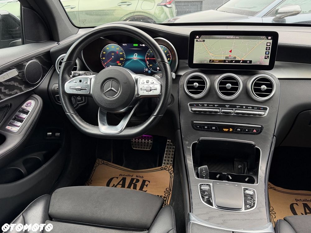 Mercedes-Benz GLC 300 e 4Matic 9G-TRONIC Edition AMG Line - 10