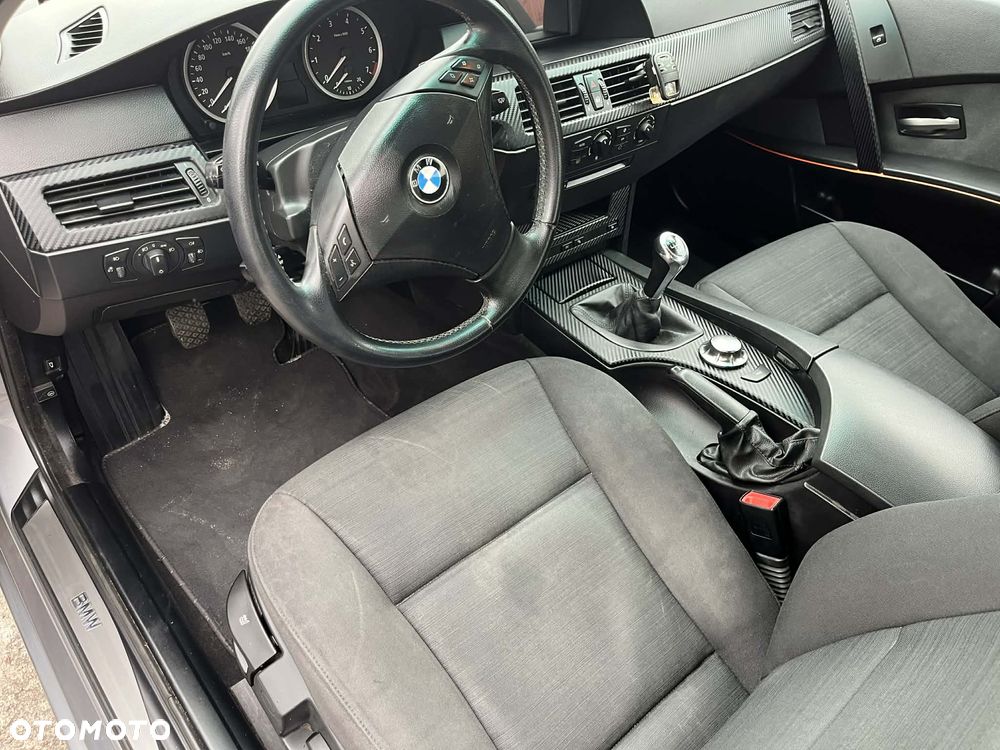BMW Seria 5 520i - 16