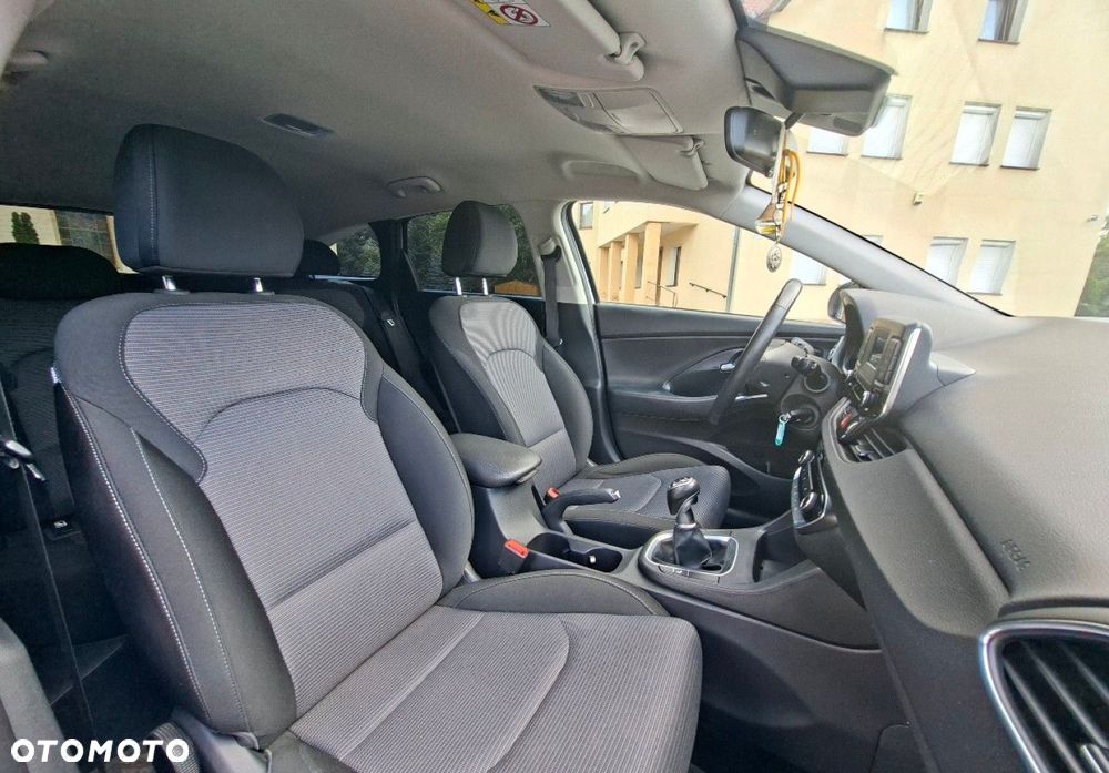 Hyundai i30 - 15
