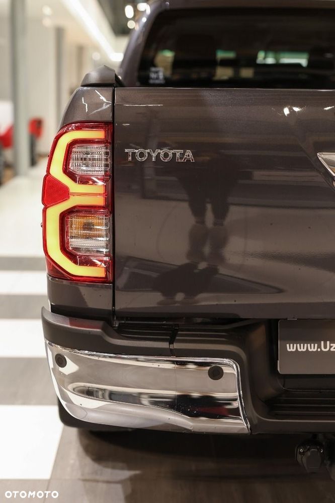 Toyota Hilux - 23