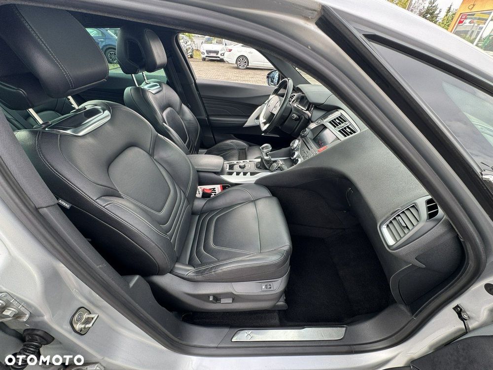 Citroën DS5 THP 200 SportChic - 27