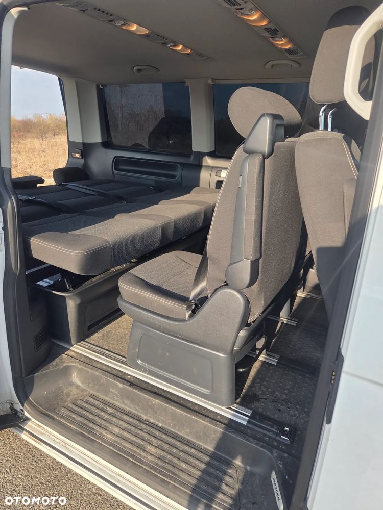 Volkswagen Multivan - 7
