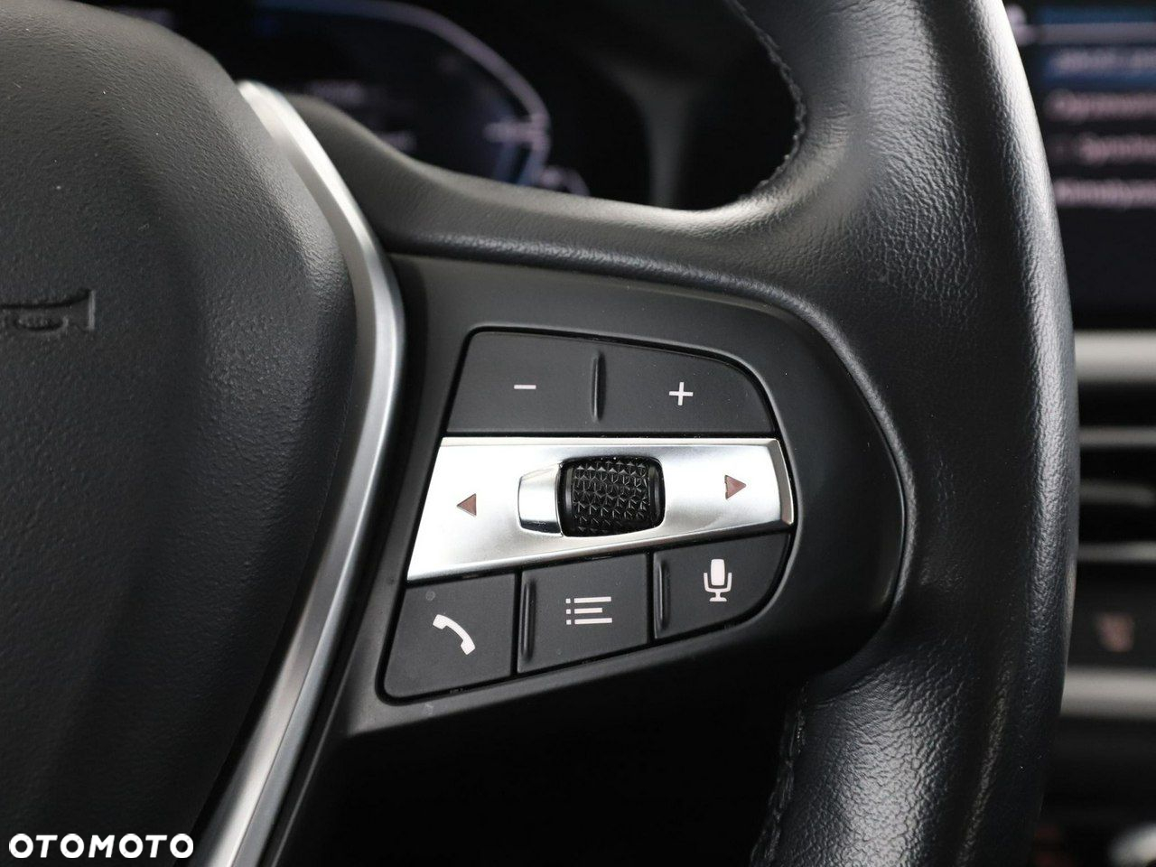 BMW Seria 3 330e Advantage - 32