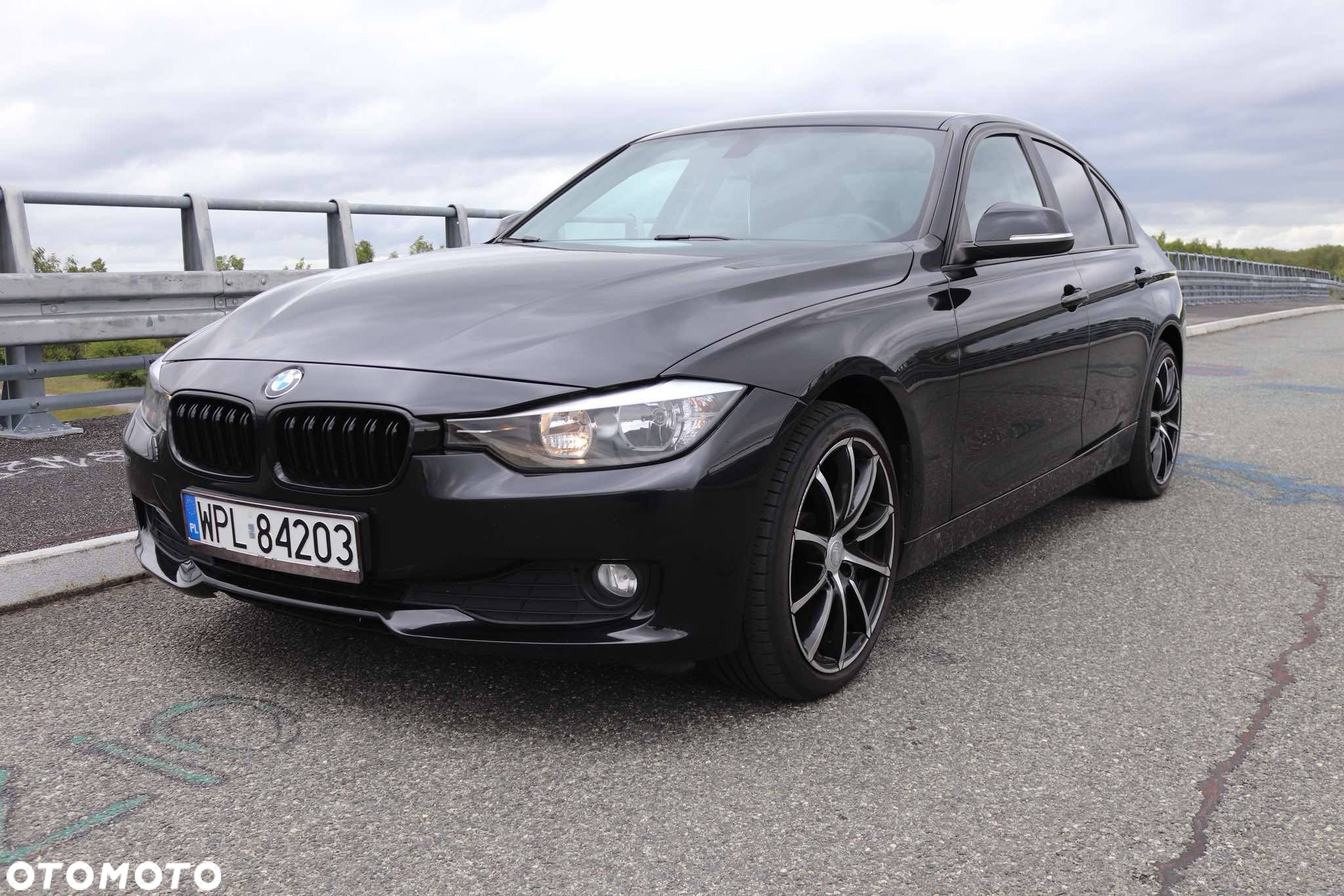 BMW Seria 3 318d Luxury Line - 2