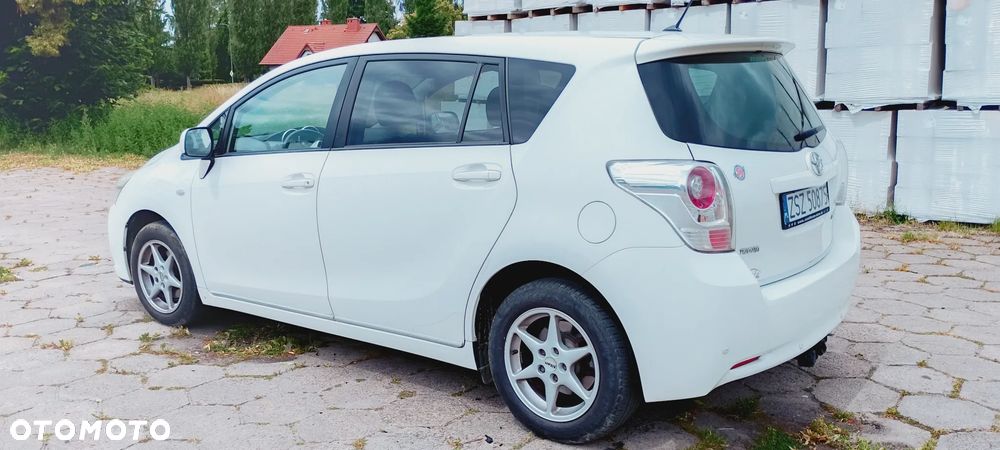 Toyota Verso 2.0 D-4D Sol - 6