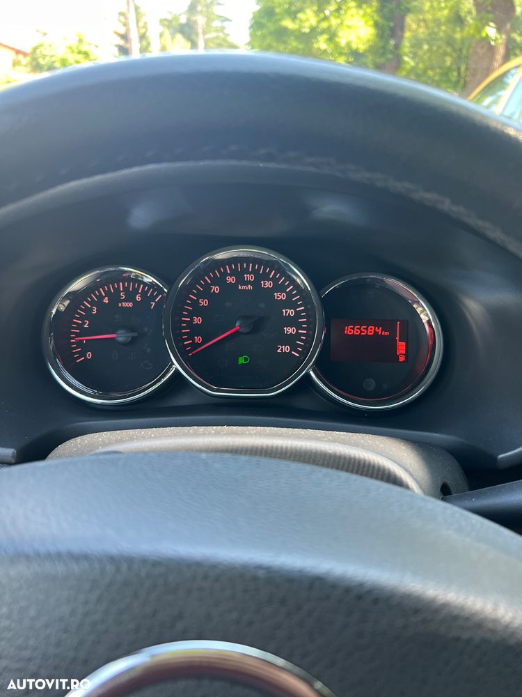 Dacia Sandero - 5