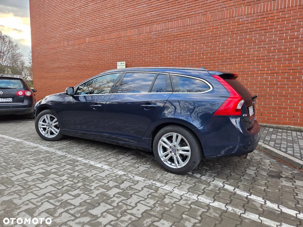 Volvo V60 T5 - 17