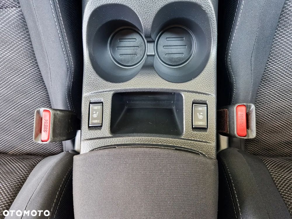 Nissan Qashqai 1.6 DCi Tekna EU6 - 38
