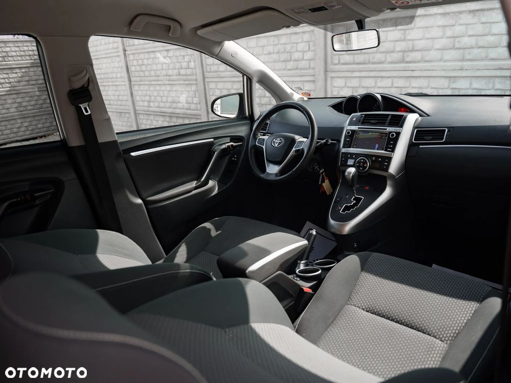 Toyota Verso 1.8 Business Edition 7os MS - 18