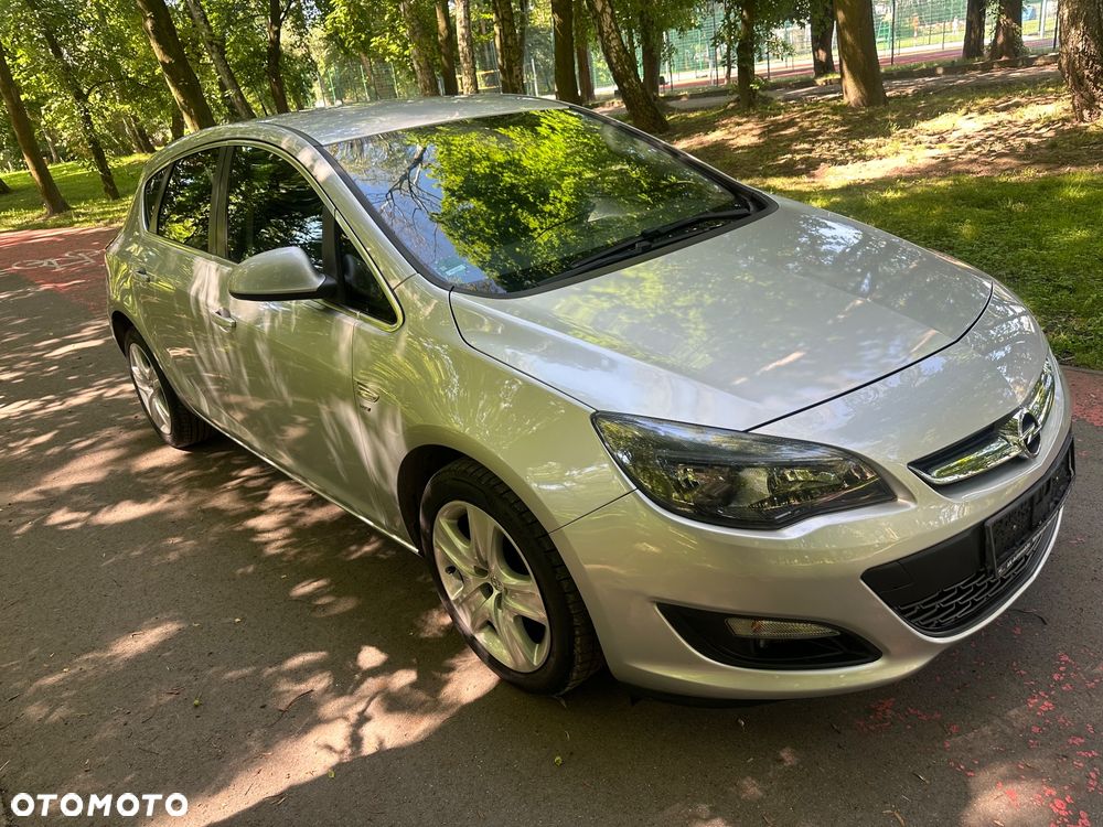 Opel Astra 1.6 Cosmo EU6 - 5