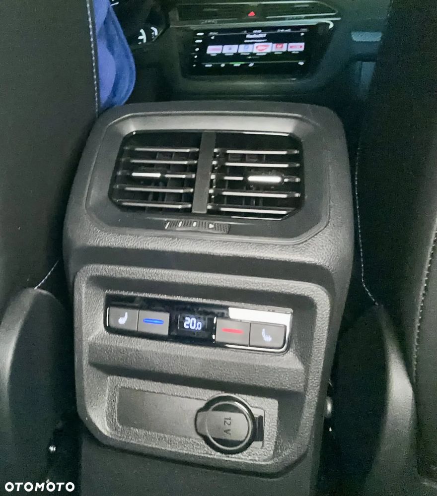 Volkswagen Tiguan - 12
