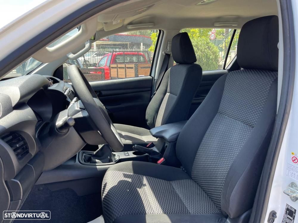 Toyota Hilux HILUX VIII 2.4 D (150CV) - 11