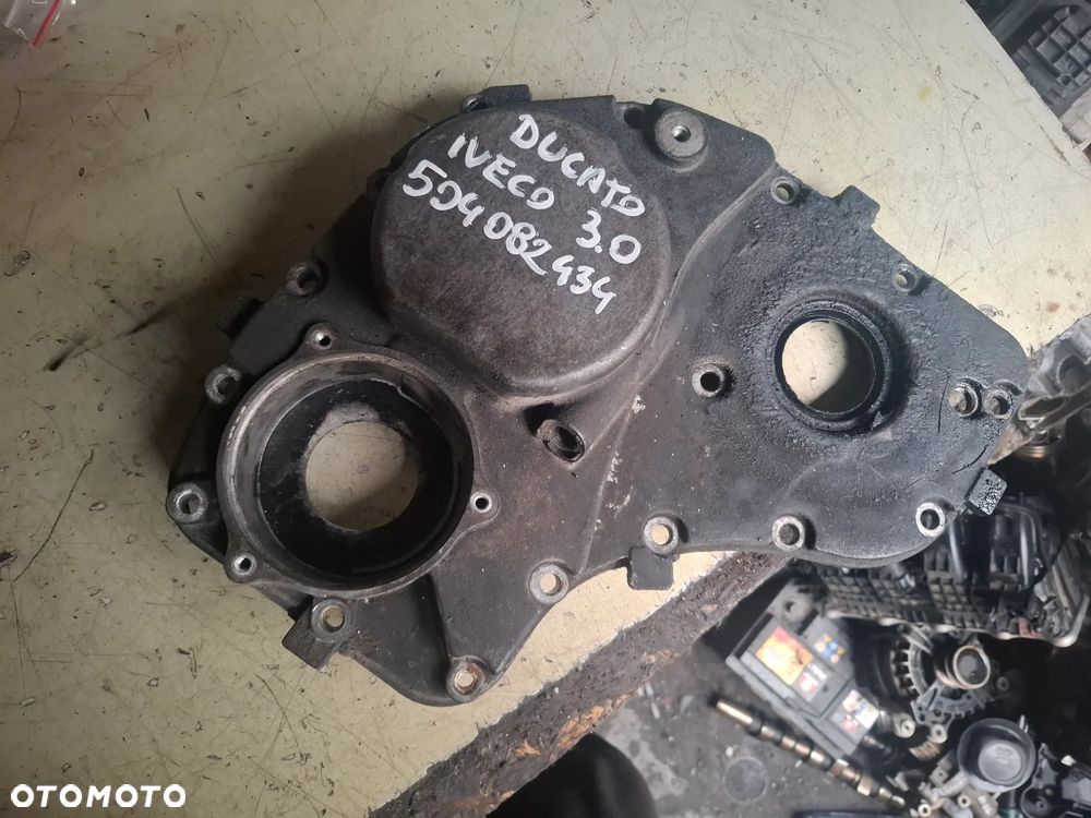 IVECO FIAT DUCATO 3,0 JTD HPI Osłona rozrządu obudowa 504082434