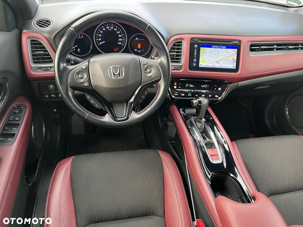 Honda HR-V 1.5 i-VTEC TURBO CVT Sport - 32