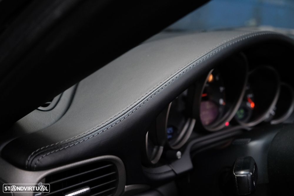 Porsche 911 (997) Carrera Tiptronic - 11