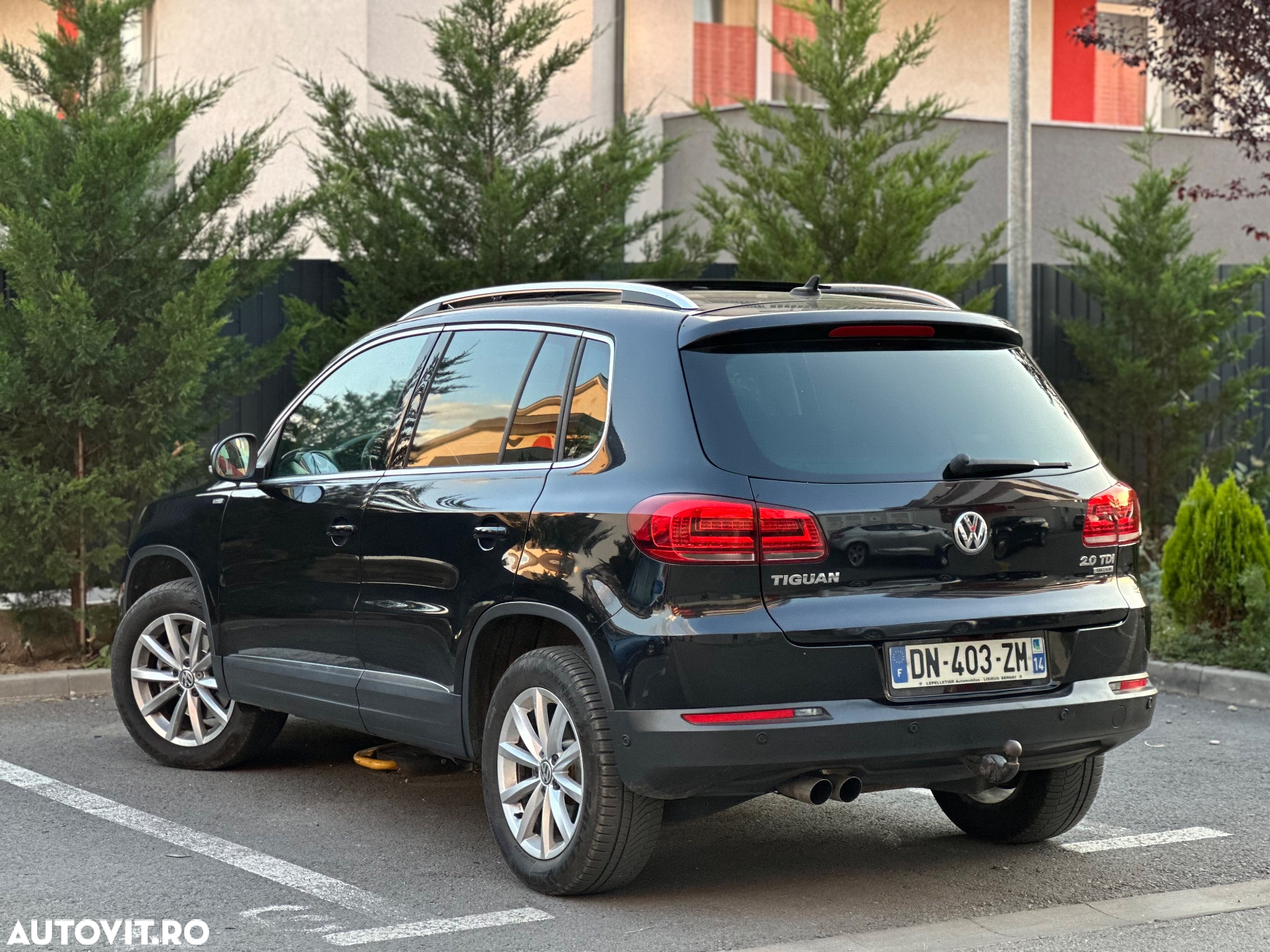 Volkswagen Tiguan - 5