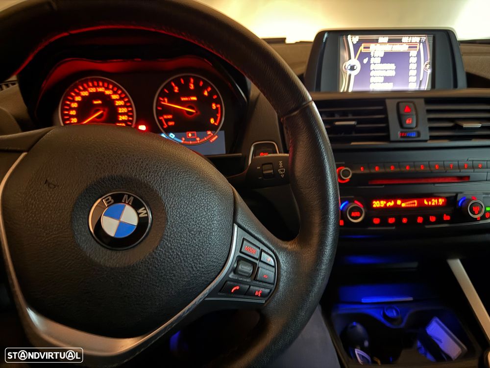BMW 116 d Line Urban - 3