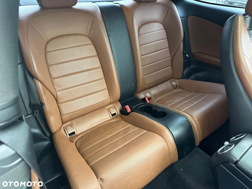 Mercedes-Benz Klasa C - 27