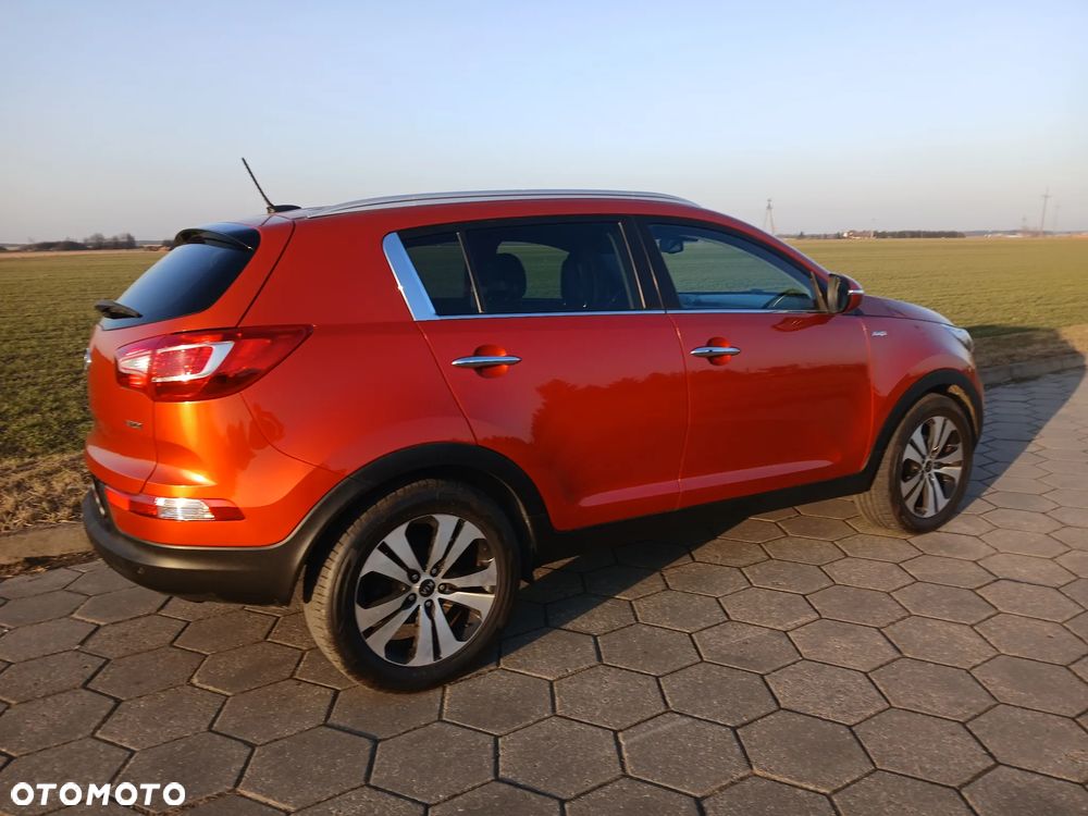 Kia Sportage 2.0 CRDI 4WD Automatik Fifa World Cup Edition - 33
