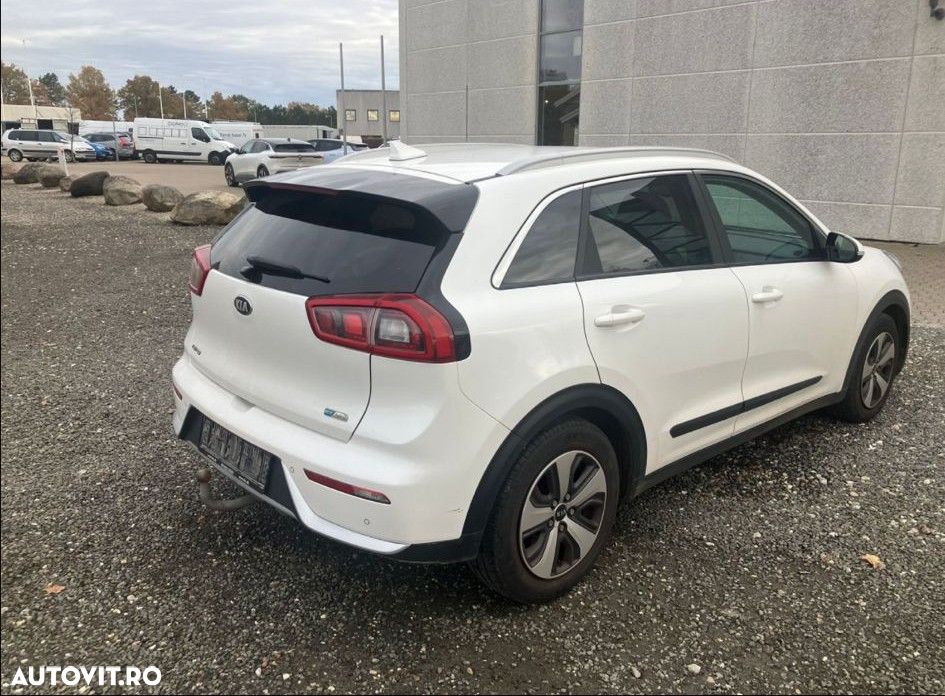 Kia Niro 1.6 GDI HEV 2WD OPF Aut. Spirit - 4