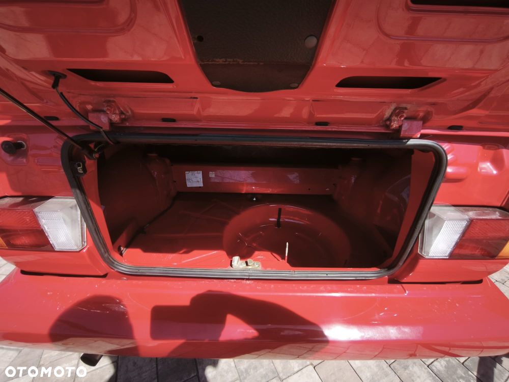 Volkswagen Golf - 12