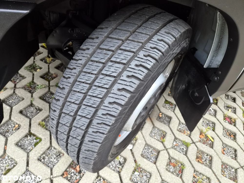 Iveco Daily - 38