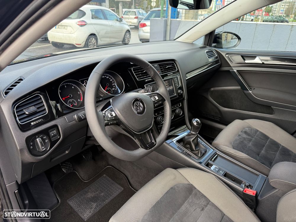 VW Golf Variant 1.6 TDi Highline - 18