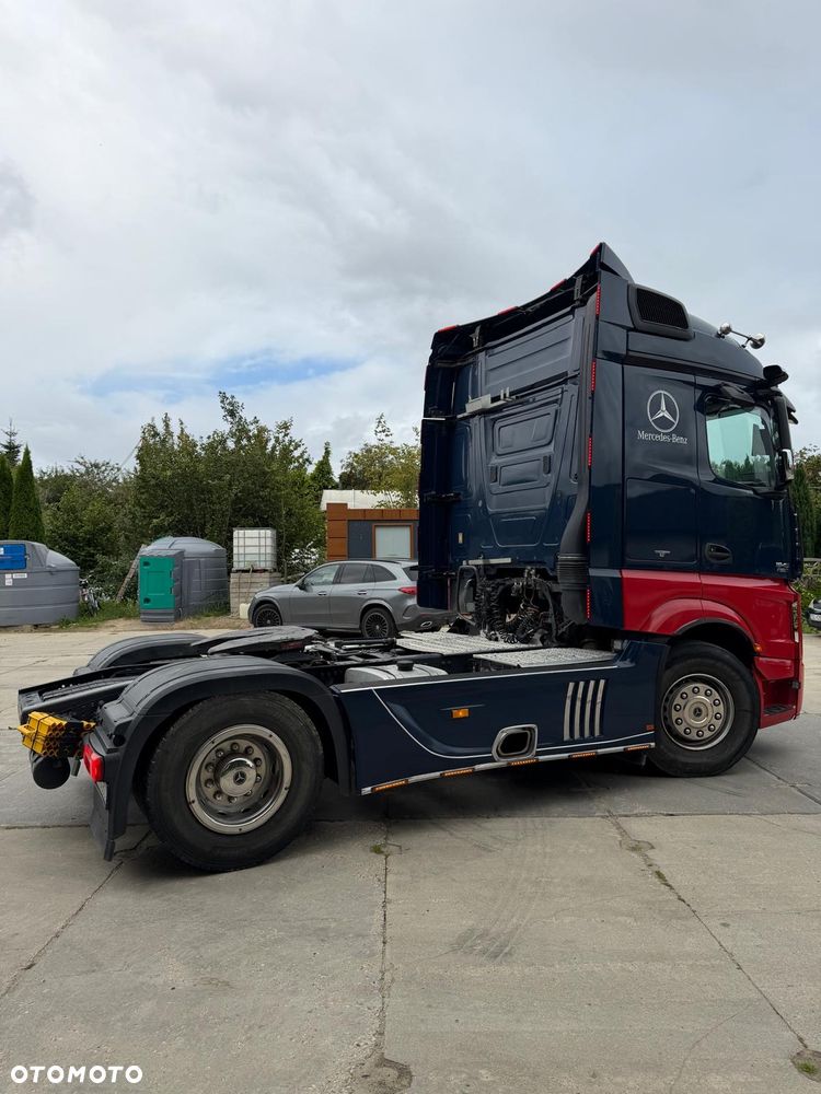 Mercedes-Benz Actros 1845 - 9