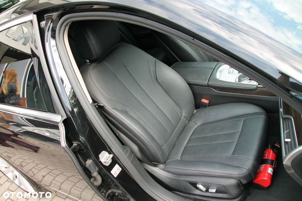 BMW Seria 7 730d xDrive sport - 13
