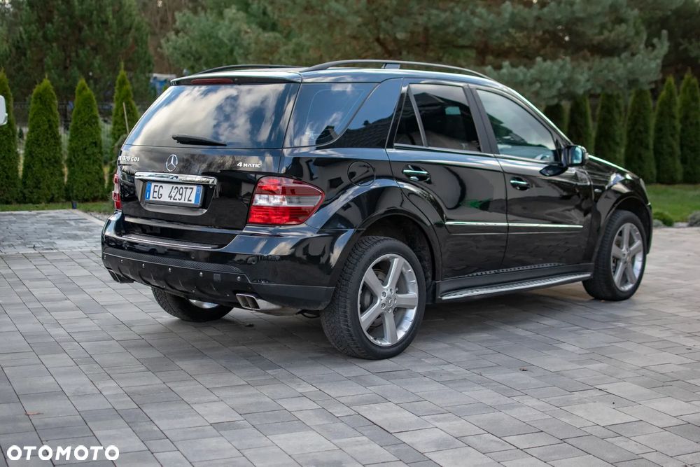 Mercedes-Benz ML 320 CDI 4Matic 7G-TRONIC DPF Edition 10 - 28
