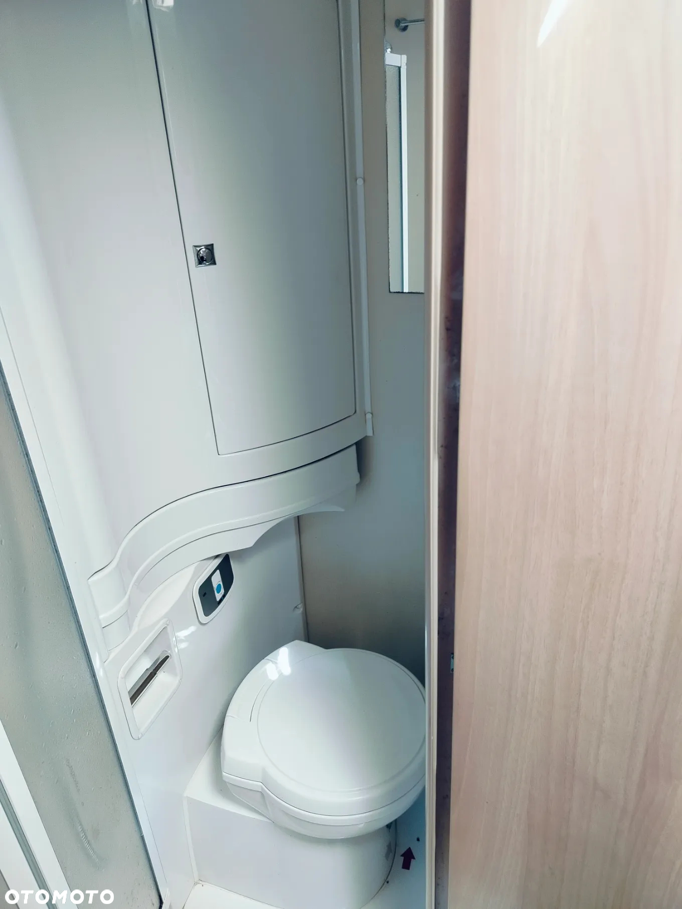 Elddis Chatsworth 636 - 24