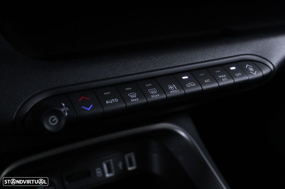 Jeep Avenger 1.2 GSE T3 Altitude - 40