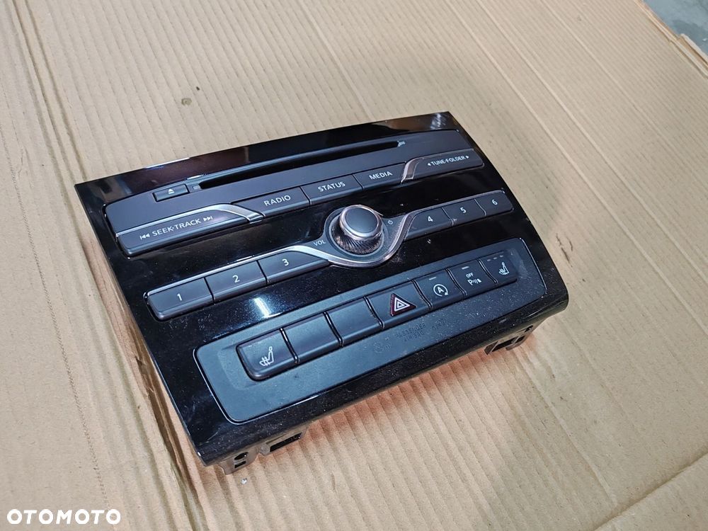 Panel radia sterowania radiem a0919056600 Infiniti Q30 15-19 - 3