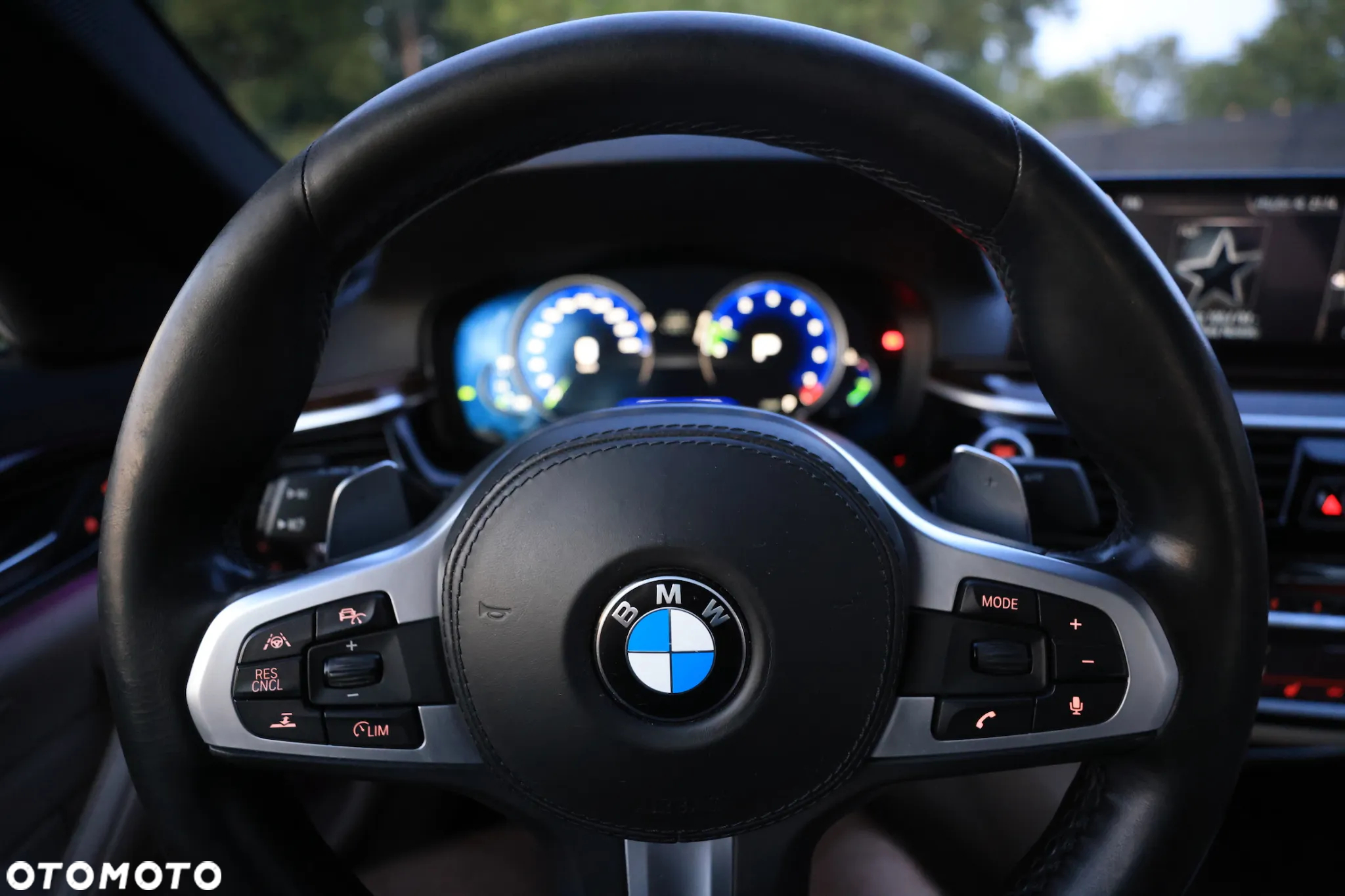 BMW Seria 5 530i xDrive GPF M Sport sport - 21