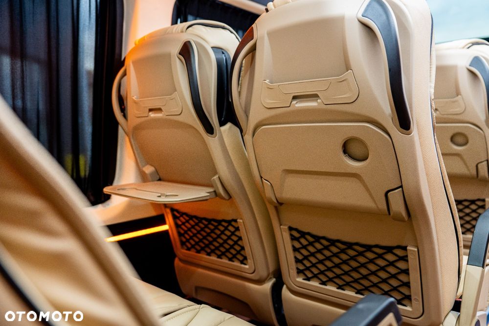 Mercedes-Benz Sprinter 519 - 14