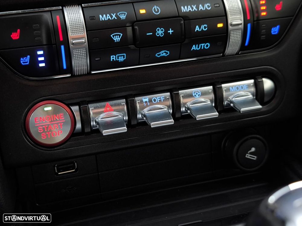 Ford Mustang 2.3i EcoBoost - 19