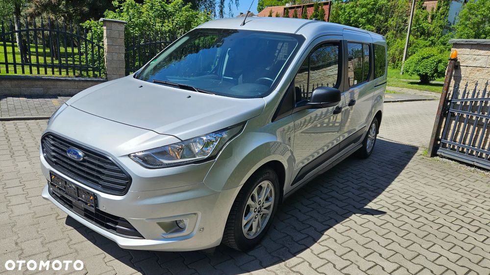 Ford Tourneo Connect Grand - 10