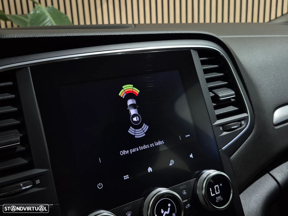 Renault Mégane 1.6 Plug-In Intens - 20