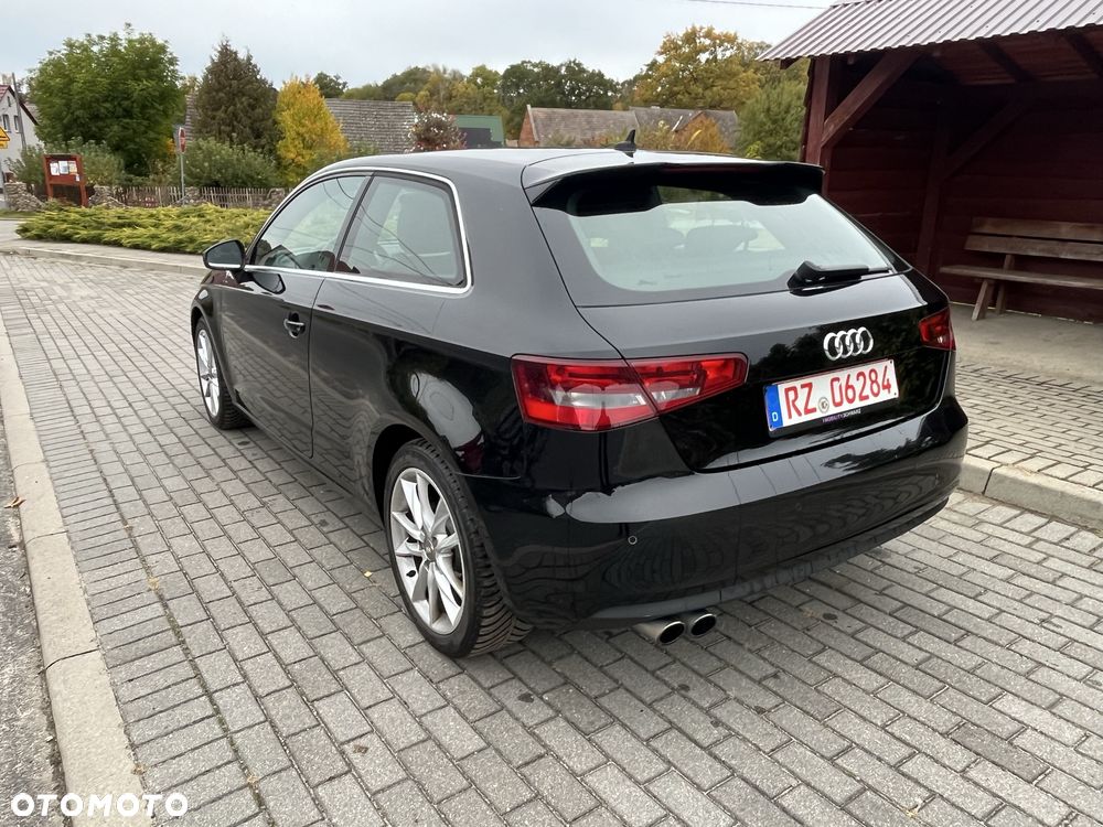 Audi A3 Sportback - 3