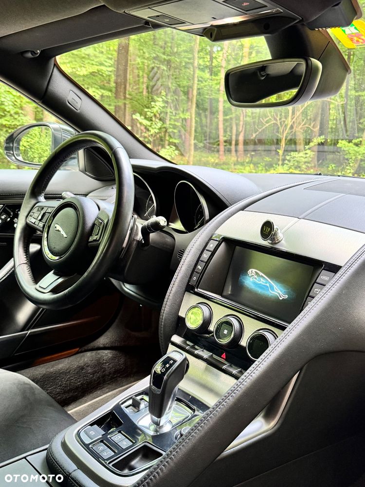 Jaguar F-Type Standard - 14