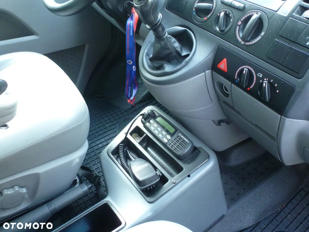 Volkswagen Transporter - 8