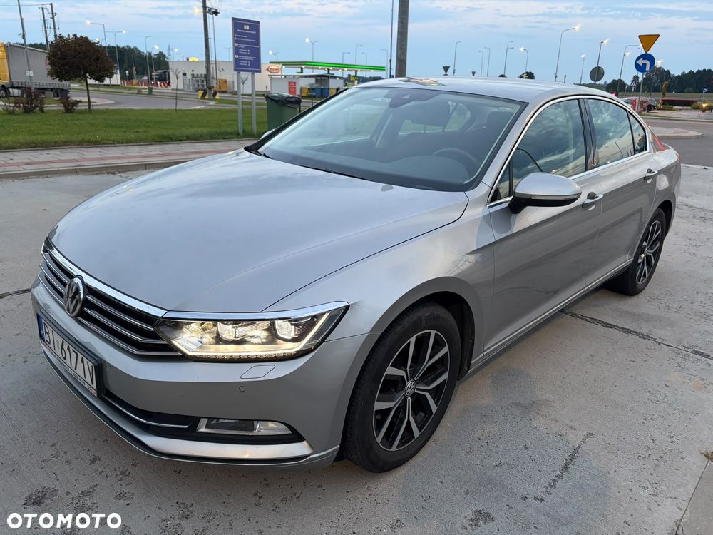 Volkswagen Passat 1.8 TSI BMT Comfortline - 1