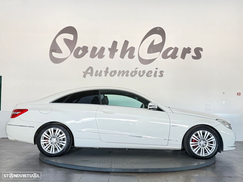 Mercedes-Benz E 220 CDi Avantgarde BlueEfficiency - 2